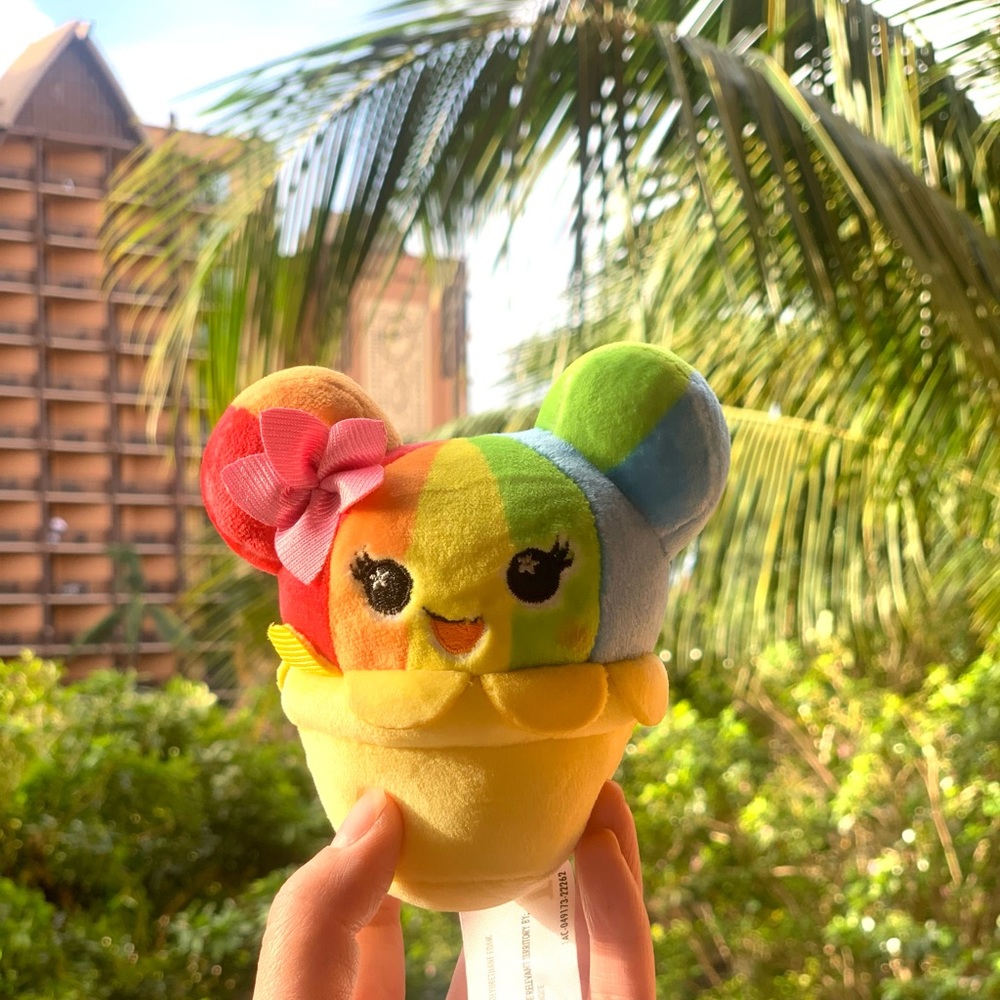 DISNEY AULANI EXCLUSIVE WISHABLE SHAVE ICE blind bag